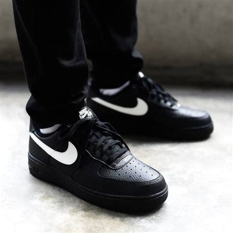 nike air force 1 07 black herren|white af1 with black swoosh.